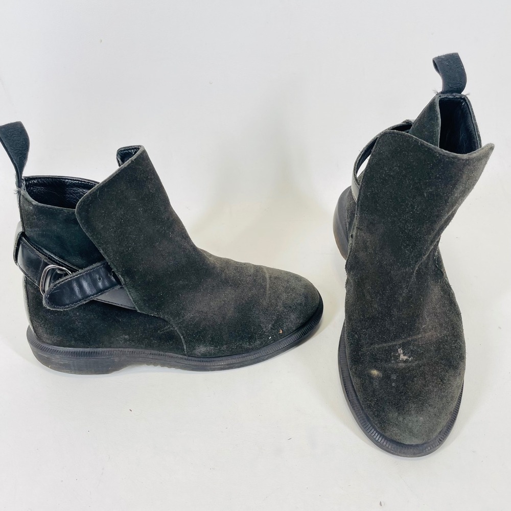 Dr. Martens Teresa Black Suede Buckle Ankle Boots Womens 5 AW004